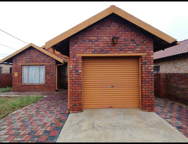 3 BEDROOM FREESTANDING SOLD IN KANANA